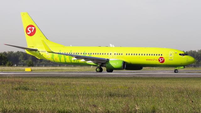 RA-73669:Boeing 737-800:S7 Airlines